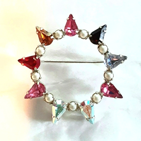 Beautiful B. David Wreath Pin Brooch - Picture 1 of 2